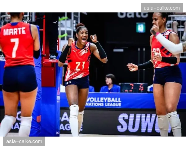 国家联赛菲律宾站：日本女排3-0横扫多米尼加，古贺纱理那发球直接得分6分